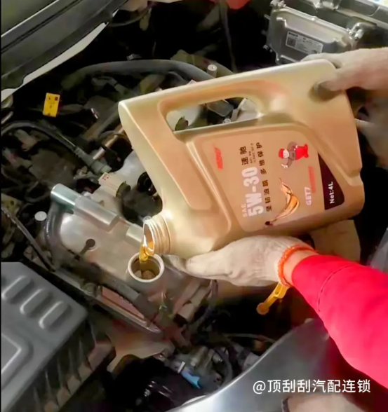 换一次机油多花2000元！省钱省出大修！