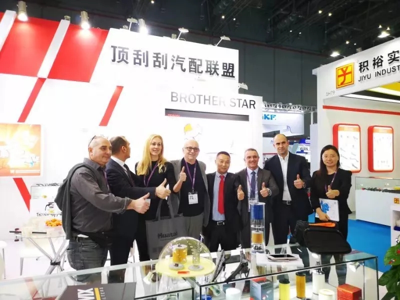 雨天行车必备：顶刮刮镀膜雨刮全面解析